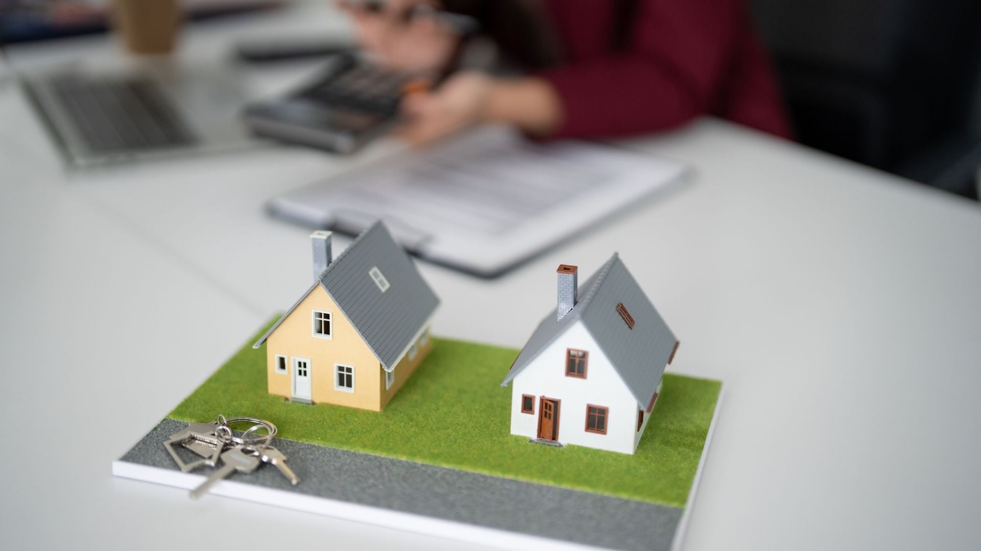 What Happens When You Sell to a Cash Buyer and Stay: Protecting Your Equity and Rights